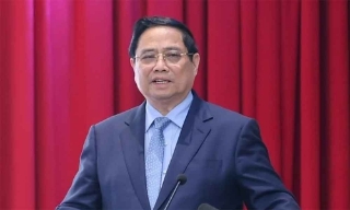 Chuyển từ “quản lý bằng pháp luật" sang "kiến tạo thể chế phát triển"